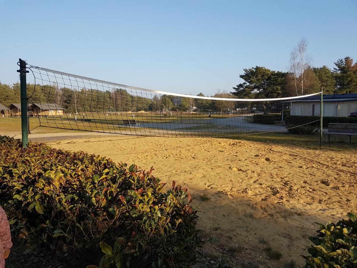 " Casitacuriosa " Chalet Op Camping Met Buitenzwembad Balen Dış mekan fotoğraf
